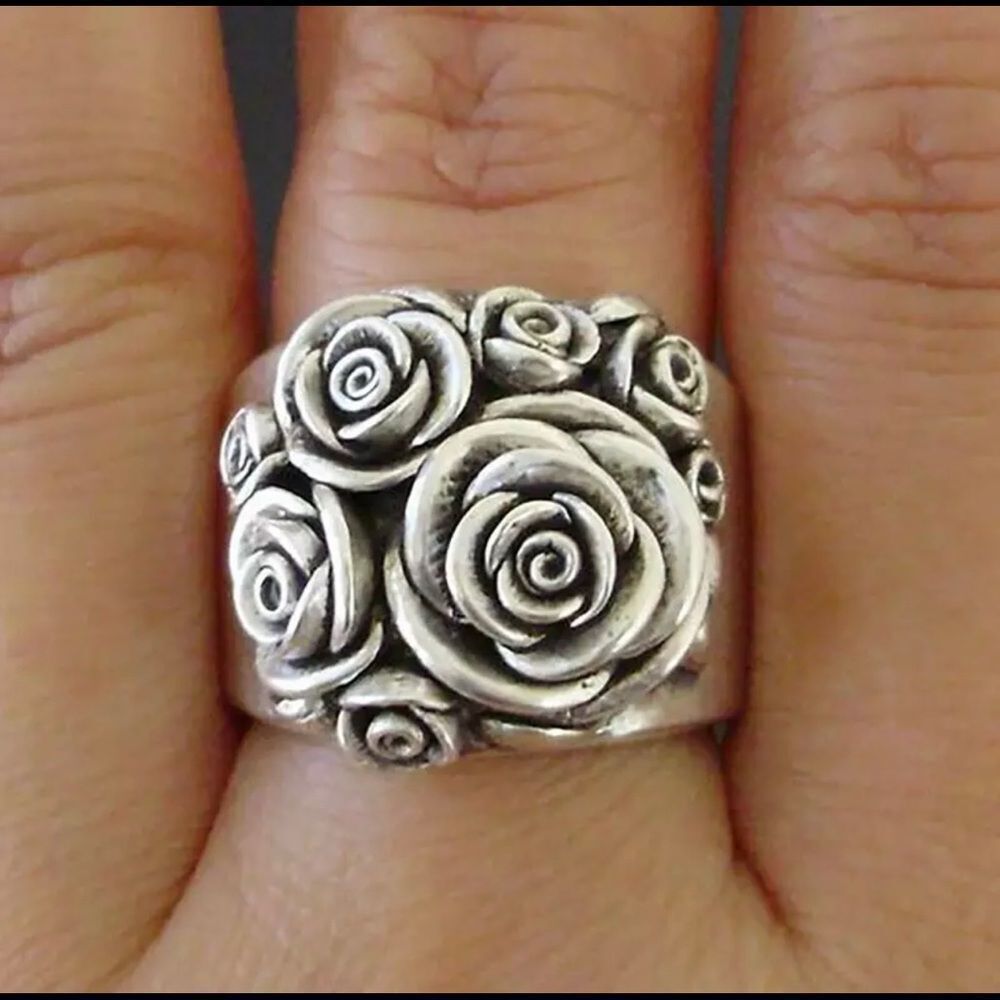 Silver Roses Flower Vintage Ring size 6, 8